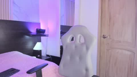 Violeta online show from January 24, 2025, 9:47 pm