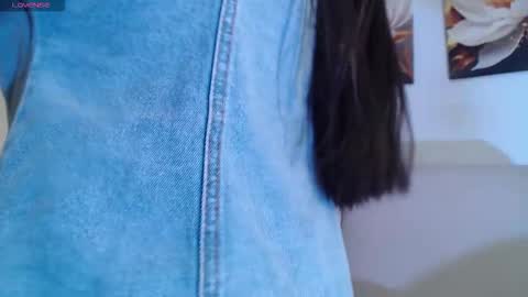 violet_tay1 online show from December 2, 2025, 11:59 am