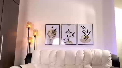 Violeta online show from March 19, 2026, 8:46 pm