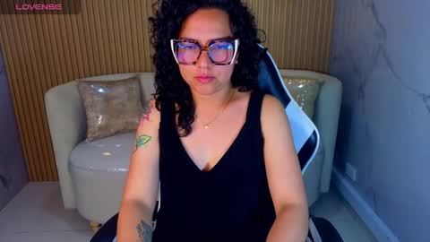violeta_moon_tx online show from May 2, 2026, 7:41 pm