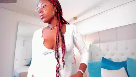 violeta_ruiz_ online show from February 27, 2025, 1:38 am