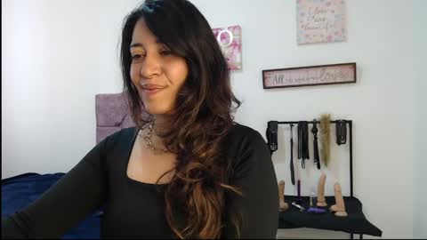 violeta_scott_ online show from May 13, 2026, 4:26 pm