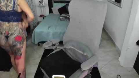 Violeta online show from March 15, 2026, 5:24 am