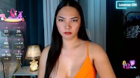 Snapshot of violetasha chatting on February 15, 2026, 2:52 am violet online show from February 15, 2026, 2:52 am