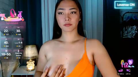 Snapshot of violetasha chatting on February 18, 2026, 1:01 am violet online show from February 18, 2026, 1:01 am