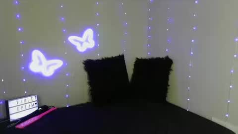 Snapshot of violetdream888 chatting on October 10, 2025, 9:14 pm VioletDream online show from October 10, 2025, 9:14 pm