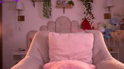 violeth___ online show from February 2, 2026, 1:10 pm