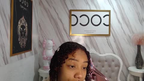 violeth_b online show from January 13, 2025, 12:35 pm