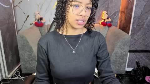 violeth_b online show from March 30, 2026, 12:50 pm
