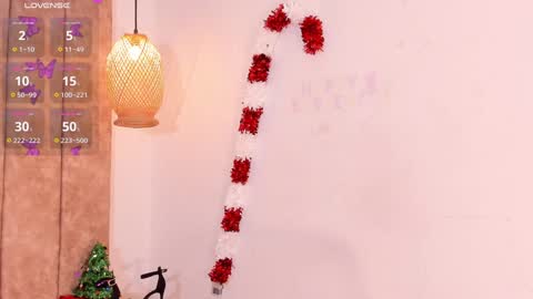 Snapshot of violethilton chatting on December 23, 2024, 6:58 pm violeth online show from December 23, 2024, 6:58 pm