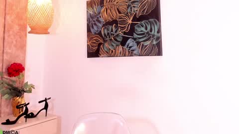 Snapshot of violethilton chatting on February 4, 2025, 10:55 pm violeth online show from February 4, 2025, 10:55 pm