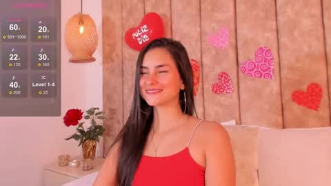 Snapshot of violethilton chatting on February 14, 2025, 7:44 pm violeth online show from February 14, 2025, 7:44 pm