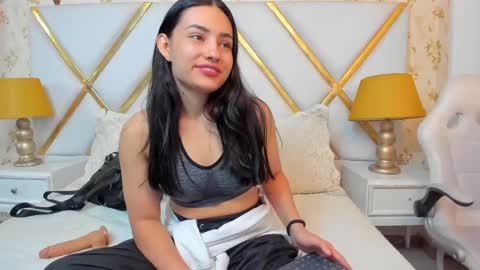 Violet Rousse online show from October 28, 2025, 2:31 pm