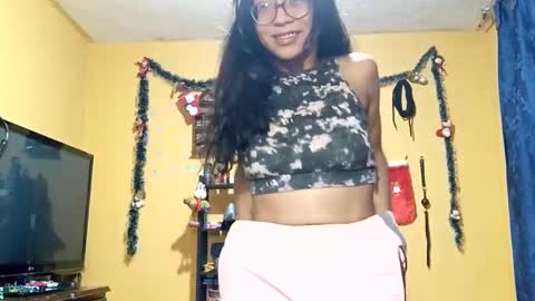 Snapshot of violetsexhot999 chatting on November 14, 2025, 11:24 pm Violet777 online show from November 14, 2025, 11:24 pm