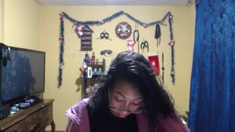 Snapshot of violetsexhot999 chatting on November 18, 2025, 7:57 am Violet777 online show from November 18, 2025, 7:57 am