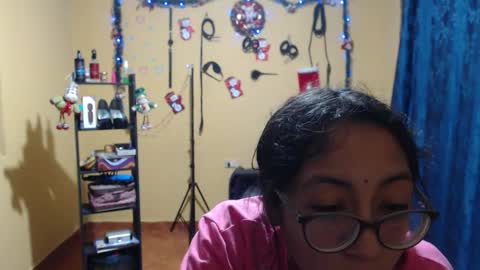 Snapshot of violetsexhot999 chatting on November 21, 2025, 12:32 am Violet777 online show from November 21, 2025, 12:32 am