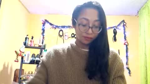 Snapshot of violetsexhot999 chatting on November 30, 2025, 3:21 am Violet777 online show from November 30, 2025, 3:21 am