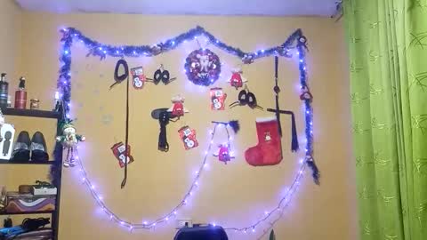 Violet777  online show from December 3, 2025, 12:40 am