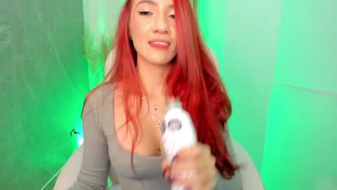 VioletSky  online show from May 28, 2026, 6:10 am