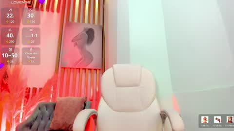 Snapshot of violetsky1_ chatting on July 7, 2026, 7:23 am VioletSky online show from July 7, 2026, 7:23 am