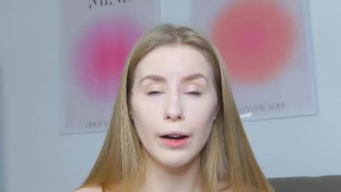 Snapshot of violetswone chatting on February 6, 2026, 5:34 am VioletSwone online show from February 6, 2026, 5:34 am