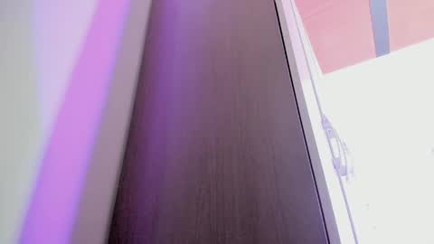 violeta online show from April 6, 2026, 11:05 pm