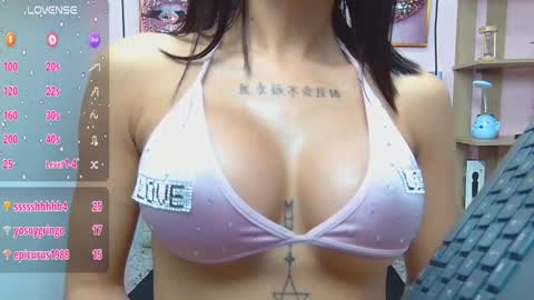 Violeta froz online show from February 24, 2025, 7:41 pm