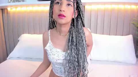 Violett  online show from October 20, 2025, 8:31 pm