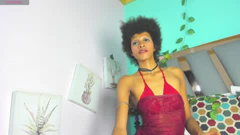 V I O L E T T E  online show from April 23, 2026, 8:22 pm