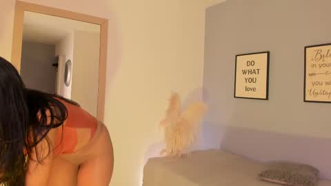 Snapshot of violetta_bold chatting on March 7, 2025, 2:45 pm violetta_bold online show from March 7, 2025, 2:45 pm