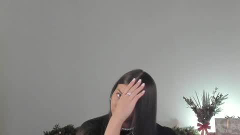 violetta_finch online show from December 20, 2024, 8:28 am