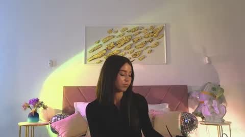 Snapshot of violetta_finch chatting on June 29, 2026, 10:26 am violetta_finch online show from June 29, 2026, 10:26 am