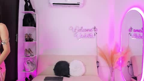 violetta_pretty online show from January 31, 2026, 8:29 pm