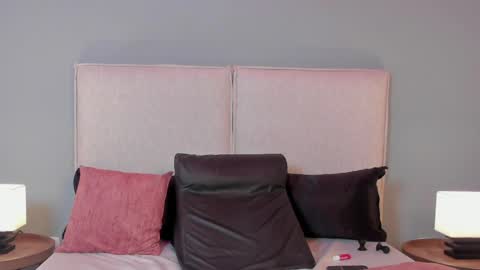 violetta_queeen online show from April 1, 2026, 1:41 pm