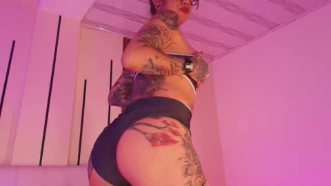 violettaalemida online show from January 18, 2026, 12:20 pm