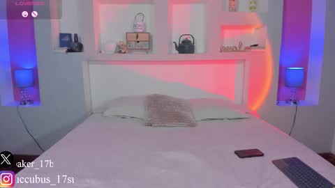 ViolettaBaker online show from October 10, 2025, 7:35 pm