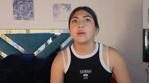 Snapshot of violettabloom1_ chatting on October 15, 2025, 8:09 pm violettabloom1_ online show from October 15, 2025, 8:09 pm