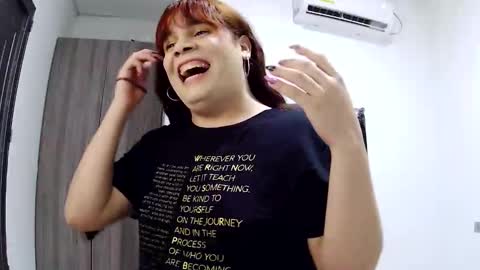 violettacam69 online show from October 27, 2025, 4:05 am