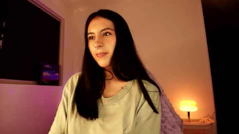 Violetta....Follow me in Twitter... online show from October 16, 2025, 4:13 am