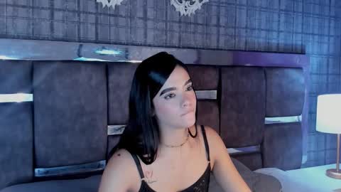 Violettbrow online show from October 11, 2025, 3:17 am