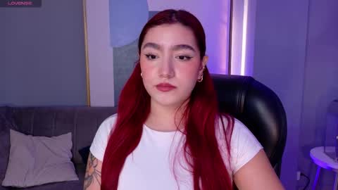 Violett Castel online show from January 8, 2026, 7:05 pm