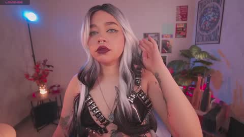 JULIE UWU online show from March 31, 2026, 7:58 pm