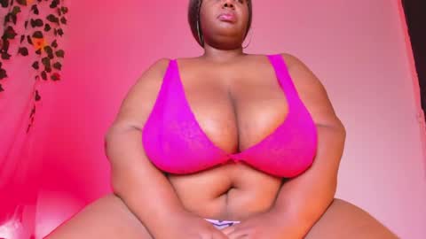 Snapshot of violette_plus chatting on June 3, 2026, 1:57 pm Call me valeria online show from June 3, 2026, 1:57 pm