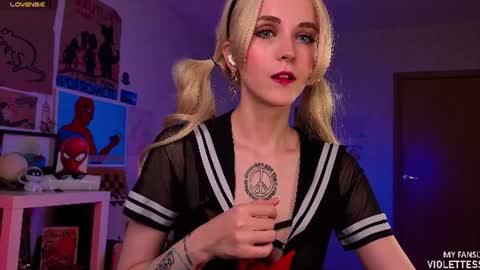 Vi  Best on my Fansly  online show from June 19, 2026, 4:22 pm