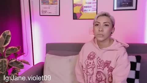Violet online show from October 14, 2025, 12:11 am