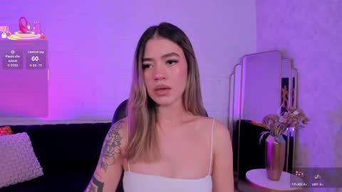 Snapshot of violetthansson chatting on October 10, 2025, 7:57 pm Violett online show from October 10, 2025, 7:57 pm
