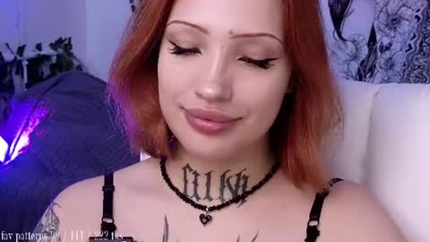 Snapshot of violetvio1ator chatting on June 28, 2026, 12:55 pm Dommy mommy online show from June 28, 2026, 12:55 pm