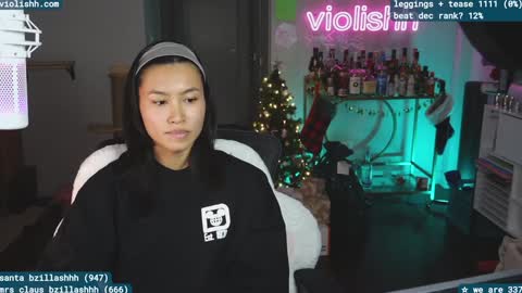 Snapshot of violishh chatting on December 18, 2024, 11:08 pm follow me on twitter violishh and ig violishh online show from December 18, 2024, 11:08 pm