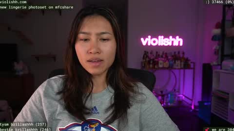 Snapshot of violishh chatting on February 21, 2025, 2:50 am follow me on twitter violishh and ig violishh online show from February 21, 2025, 2:50 am