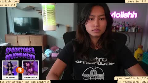 Snapshot of violishh chatting on October 1, 2025, 6:25 pm follow me on twitter violishh and ig violishh online show from October 1, 2025, 6:25 pm